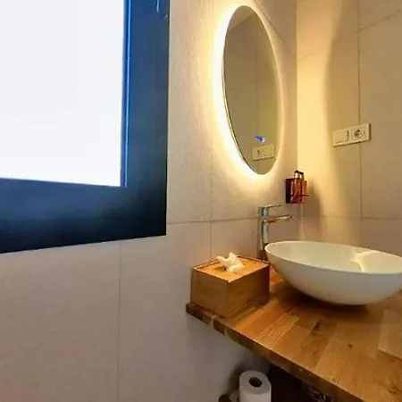 Yellow In Puerto del Rosario (Fuerteventura)