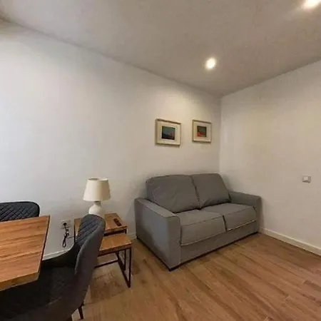 Yellow In Apartmán Puerto del Rosario (Fuerteventura)